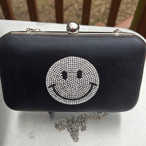 New without Tags, never worn black satin, smiley 😊 face handbag w/ chain. - Picture 3 of 11